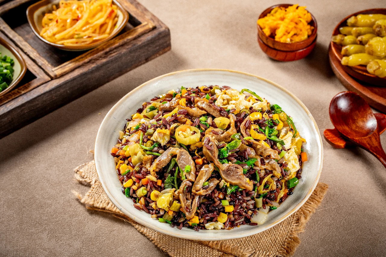 泡椒鸡杂蛋炒饭