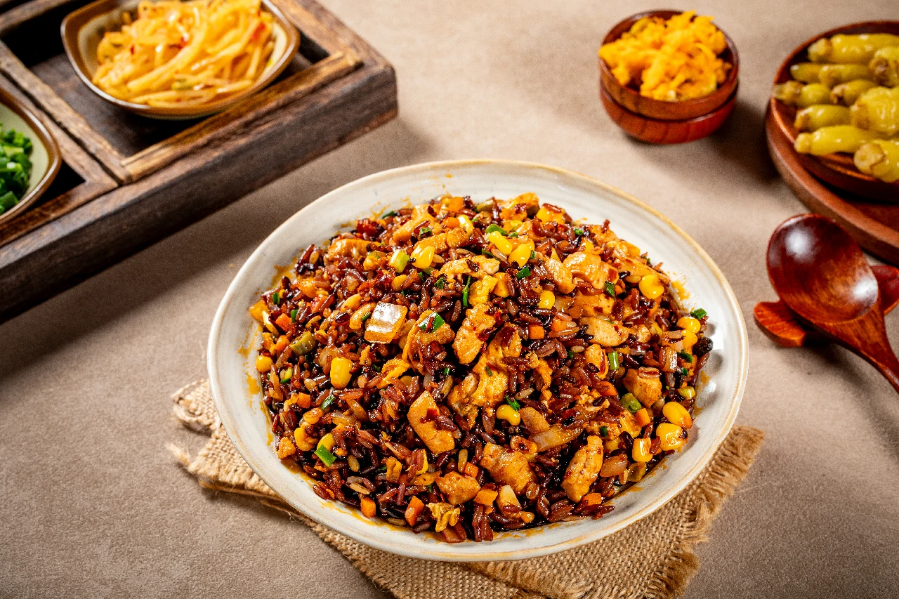 豆豉鸡丁蛋炒饭