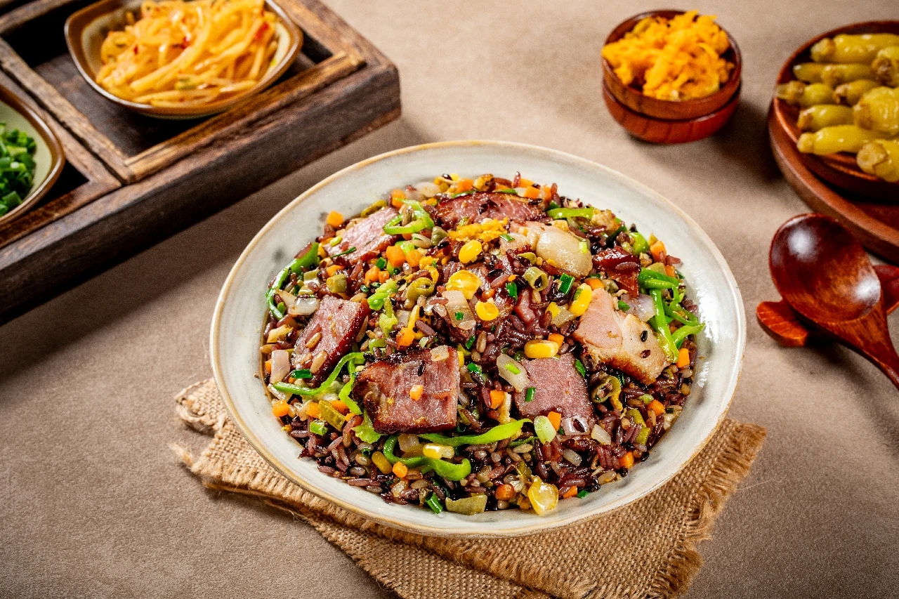 山里熏肉蛋炒饭