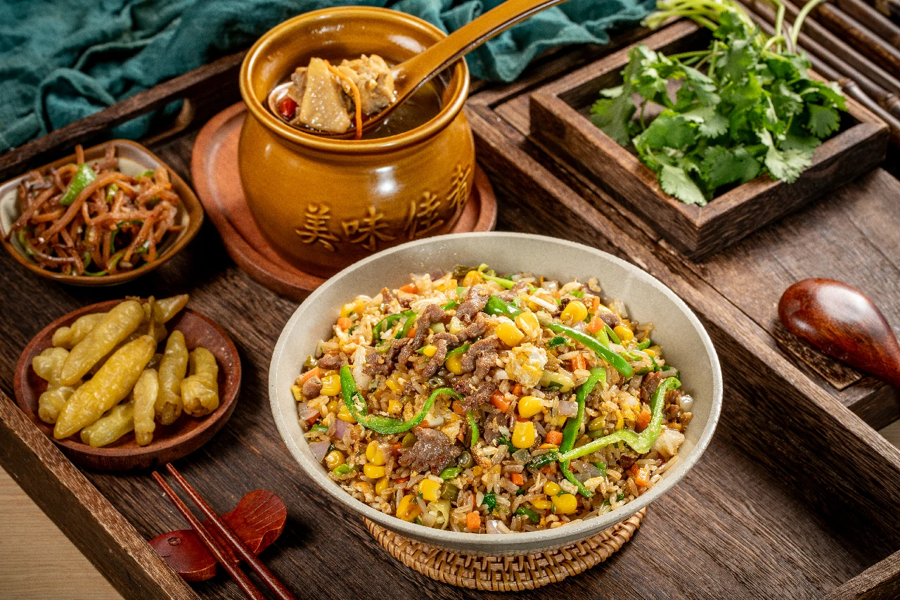 青椒肉丝蛋炒饭