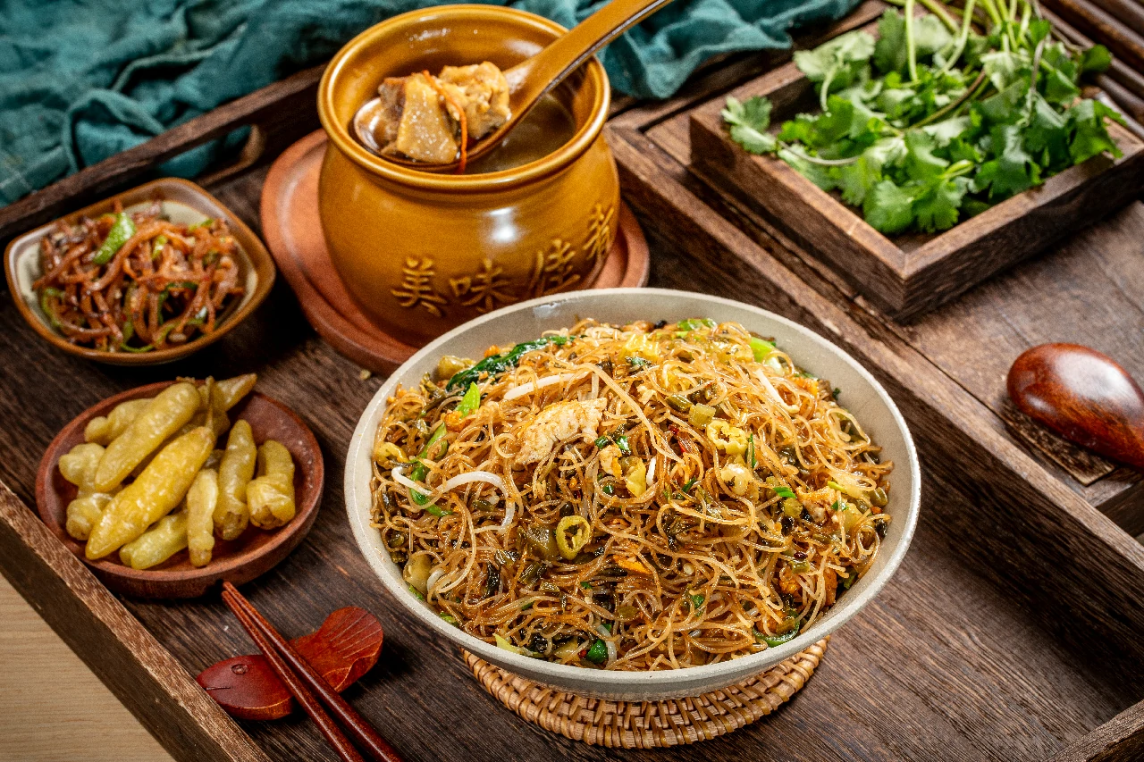 老坛酸菜蛋炒粉丝